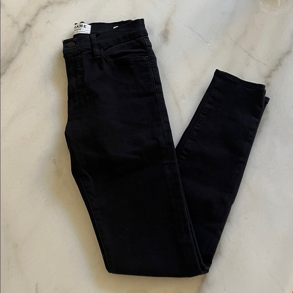 Frame Le High Skinny Jean Black size 26